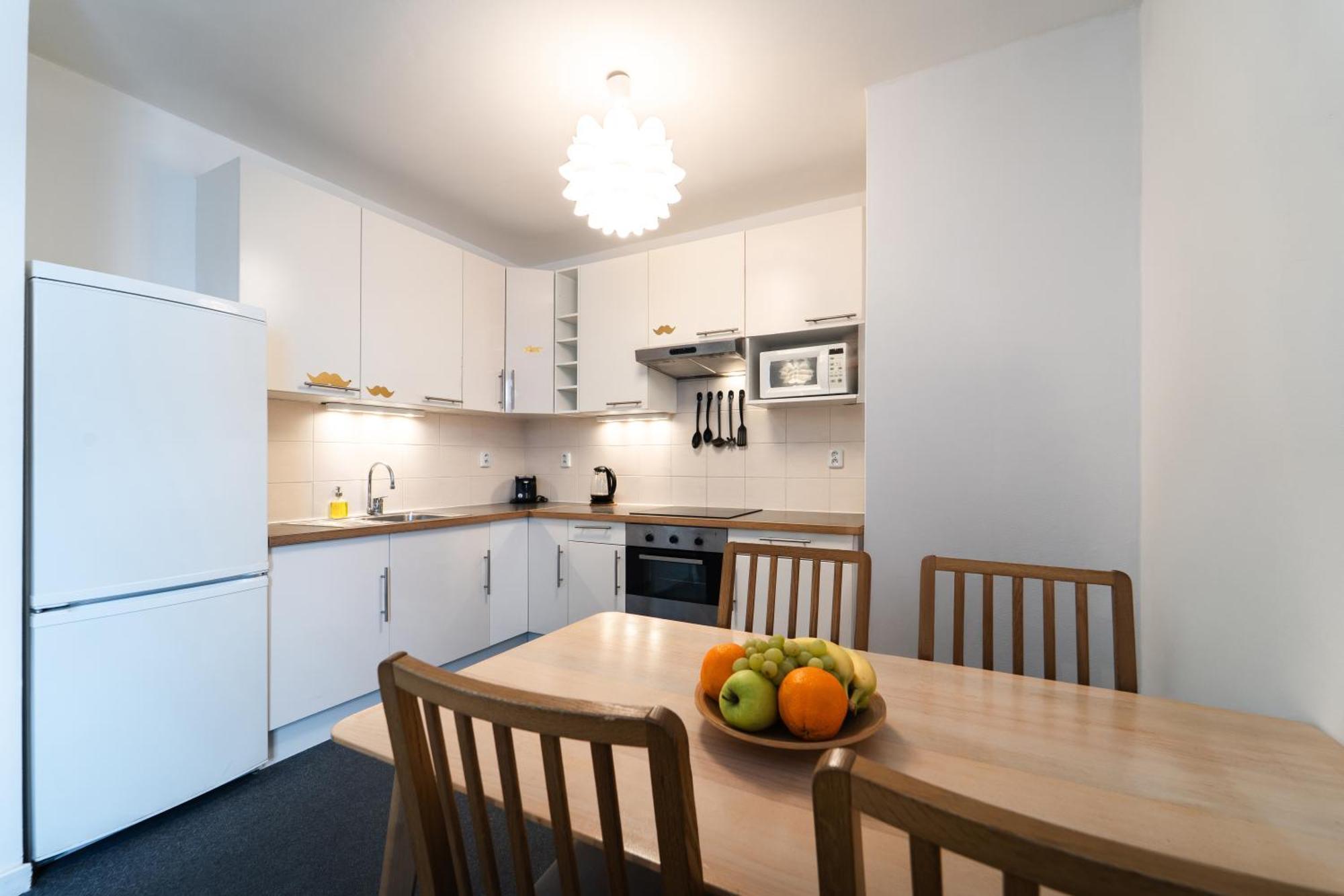 Little Tom Apartments — Photos 3