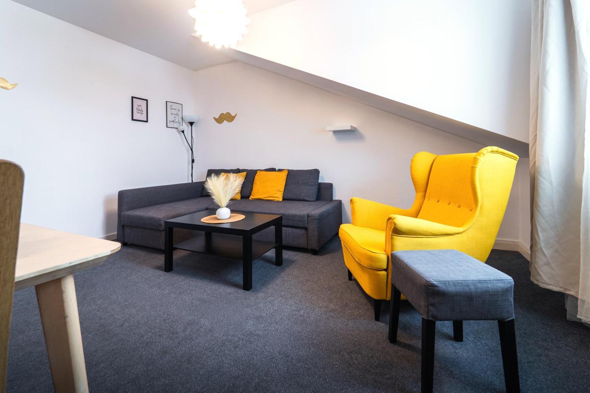 Little Tom Apartments — Photos 2